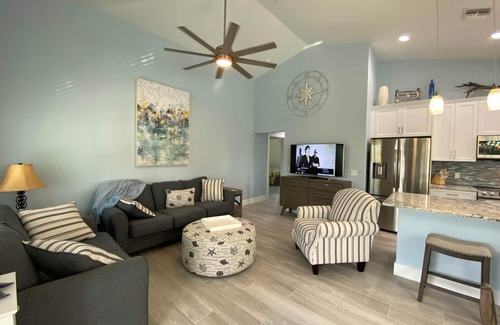 Fort Myers Beach House | Brand New Tropical Paradise Home with Pool - Walk to Beach, Brand New Pool Beach Home