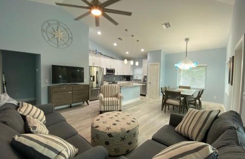 Fort Myers Beach House | Brand New Tropical Paradise Pool Home - Walk to Beach and Downtown