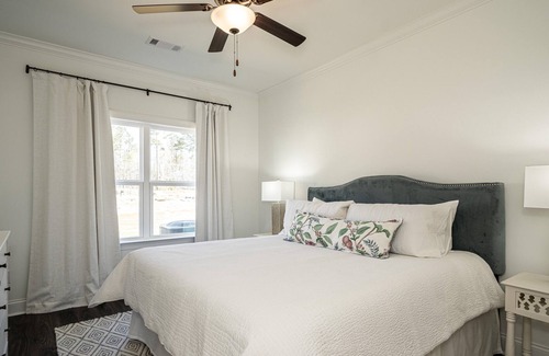 Auburn - Opelika House | Brand new! Upscale 2 bdrm/2 bath gameday condo