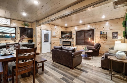 Sevierville Cabin | Brand New! Views! Easy Roads! Hot Tub! Beautifully Decorated!