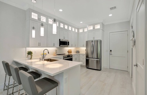 Rocky Point House | Brand New Waterfront Townhome Development in the Manatee Pocket! 3 BDR/2.5 Bath