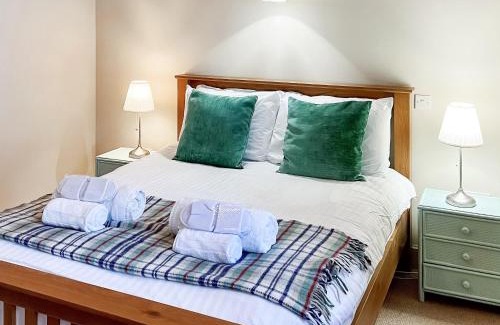 Clova House | Brandy Cottage - Ukc6855