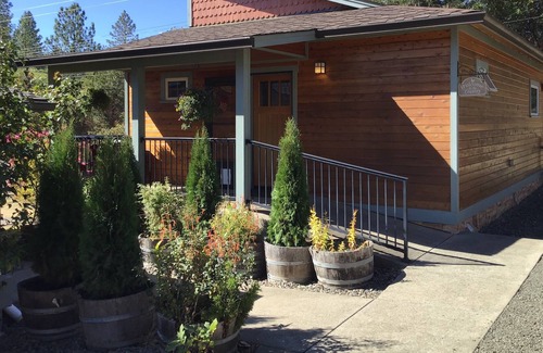 Roseburg House | Brandy Farms Country House
