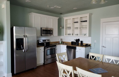 Branson Resort | Branson 3BR/3BA Resort Condo - Available Nov 20-26 - Lots of Extras! Free Wifi!