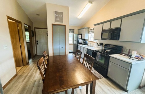 Indian Point Apartment | Branson condo near Silver Dollar City
