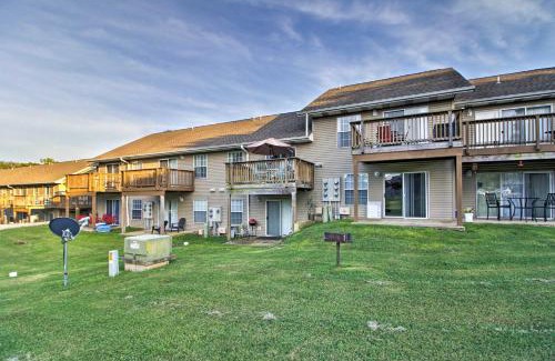 Table Rock Apartment | Branson Resort Condo with Lake Taneycomo Access!
