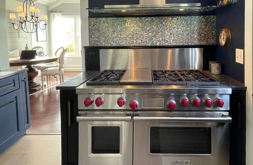 Brant Point House | Brant Point Beach House, 5 Bed, 2 blocks from 2 beaches, walk to town