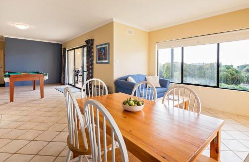 Gracetown House | Breakaway - Bay Views Games and Beach Bliss
