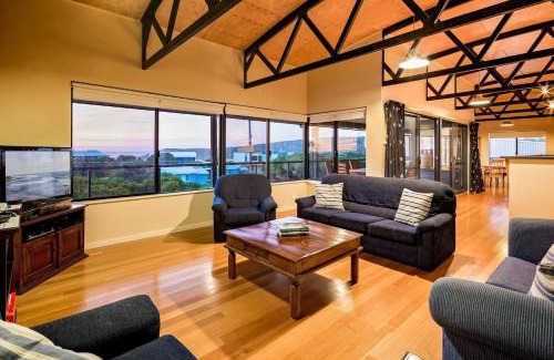 Gracetown House | Breakaway - Bay Views Games and Beach Bliss