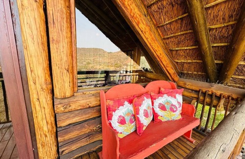 Middelburg House | Breakaway to a relaxing bushveld experience only 15 minutes from town !