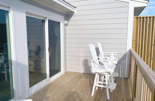 Kill Devil Hills Condo | Breakers 8 Ocean Front