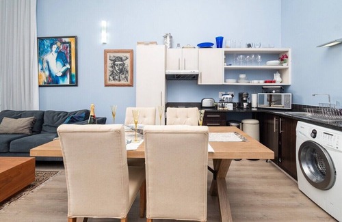 Hout Bay Apartment | Breakers Apartment Near Hout Bay Harbour
