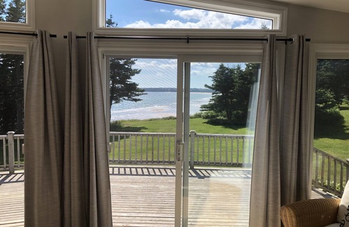 Souris House | Breakers Beach House- Oceanfront with Stunning Views