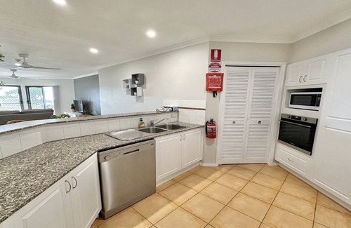 Yamba Apartment | Breakers Block 1 Unit 2