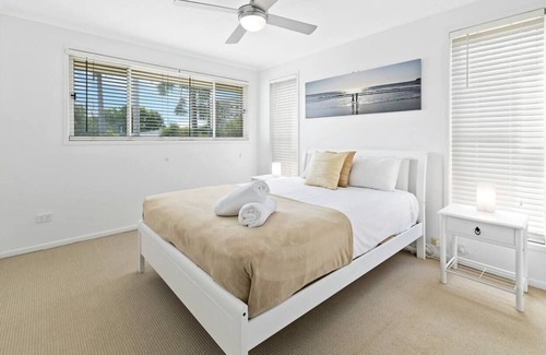 Mudjimba Apartment | Breakers Mudjimba - Cupania St Mudjimba