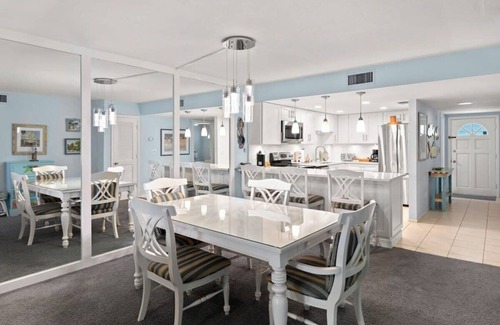 Sanibel Condo | Breakers West B3- Stunning and Spacious West Gulf Drive Residence