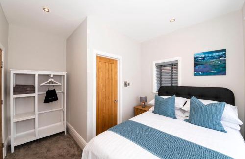 Scarborough House | Breakspeare House