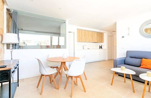 Cala Vadella Villa | Breathtaking Ibiza Apartment | Apartment Nacht | 1 Bedroom Suite | Private.