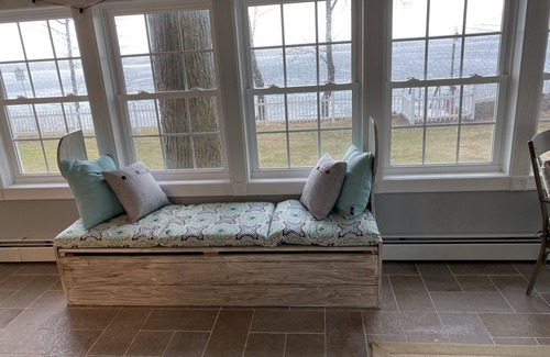 Teall Beach House | Breath taking lake view rental just minutes away from Seneca lake wineries!