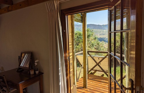 Cathkin Park Cottage | Breathe the mountain air in front of Cathkin Peak!