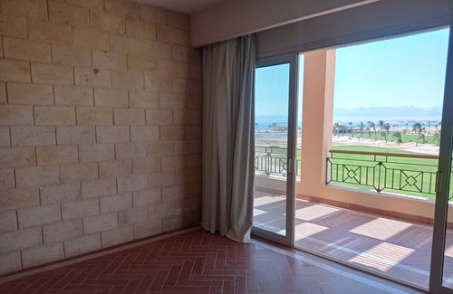 Soma Bay Apartment | Breathtaking penthouse view of golf, rocky desert and Red Sea