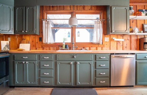 Great Cacapon House | Breathtaking! 5 Acre Private Riverfront Cabin in the Mountains!