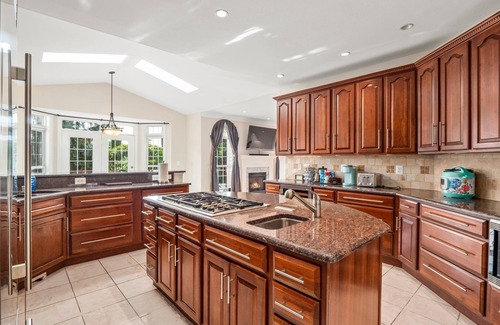Addison Heights House | Breathtaking 8,000 Sq Mansion 2 min DC w/2 hot tubs