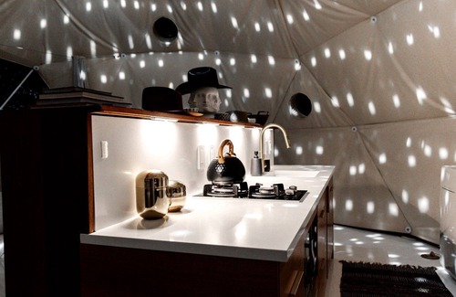 Fischer Cabin | Breathtaking Dome with Spectacular Outdoor Living and Chic Elegant Interior in Texas