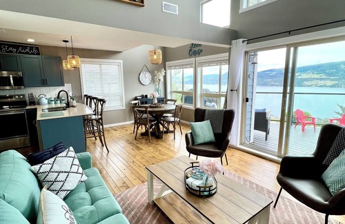 Central Okanagan House | BREATHTAKING LAKE AND MOUNTAIN VIEWS! COME STAY!