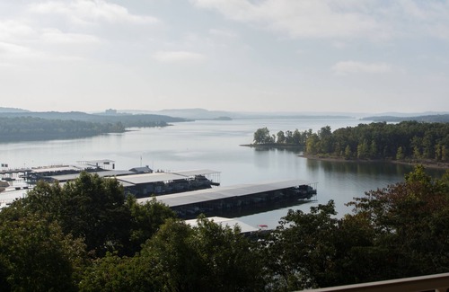 Indian Point Condo | BREATHTAKING LAKE VIEW- UPPER LEVEL - TWO MILES FROM SILVER DOLLAR CITY