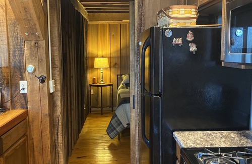 French Creek Cabin | Breathtaking Mountain View in Wild and Wonderful WV! Hot tub! Breathtaking views