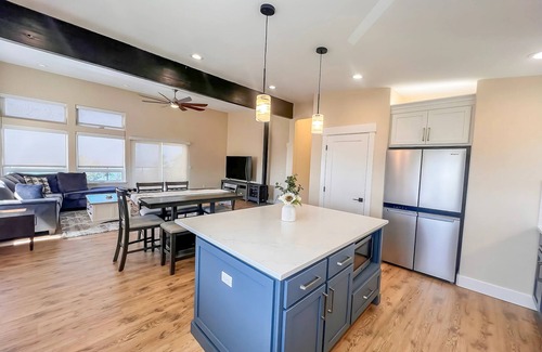 Oceanside Condo | Breathtaking ocean and bay views, 5-bedroom duplex in Oceanside's highest point.