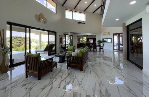 Panama Beach House | Breathtaking ocean view, spacious terrace and surrounded by nature.