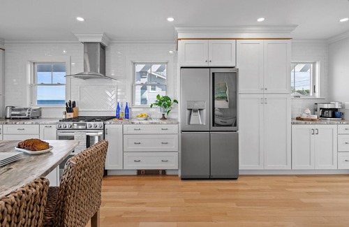 Scituate House | Breathtaking Ocean front at Seaside Waterfront Estate! Hot tub!