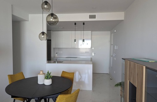 Cala Apartment | Breathtaking Ocean Views from the 27th floor