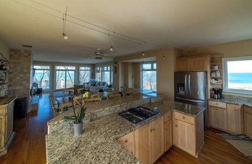 Michigan City House | Breathtaking Views of Lake Michigan-Beachwalk Resort