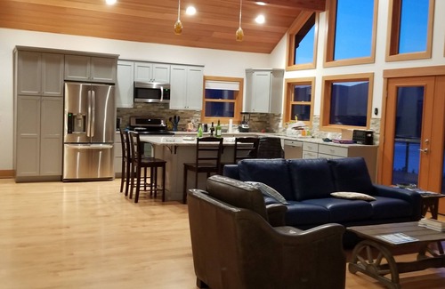 Kalispell House | Breathtaking Views from Mountain House overlooking Ashley Lake