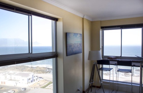 Bloubergstrand Apartment | Breathtaking Views in Blouberg!
