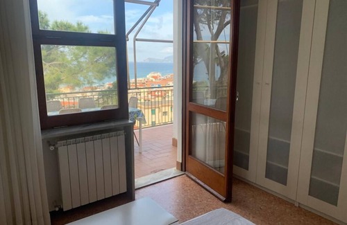 Sperlonga Apartment | Breathtaking views of the sea!