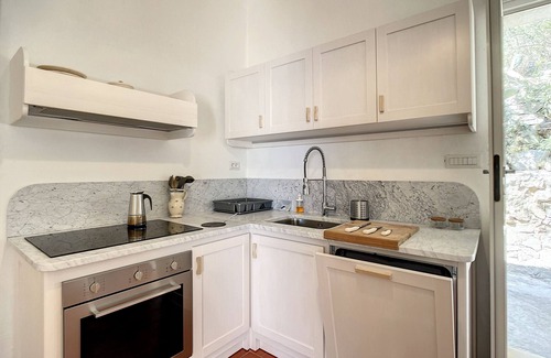 Castro Marina Villa | Breathtaking whirlpool villa&office w/sea access