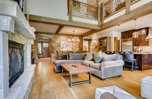 Peak 8 Villa | Breckenridge 32 - Four Bedroom Villa, Sleeps 10