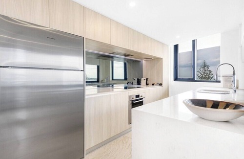 Mooloolaba Apartment | Breeze - Luxury Mooloolaba Apt with Ocean Views!