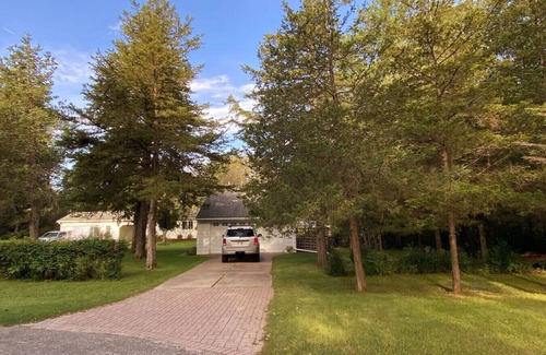Wisconsin Dells House | Breezeway Bay: Waterfront Full House