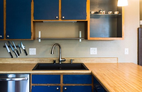 Wildernest Condo | Breezy CO mountain condo with spectacular sunset