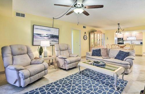 Siesta Key Apartment | Breezy Siesta Key Condo with Bay Views and Pool!