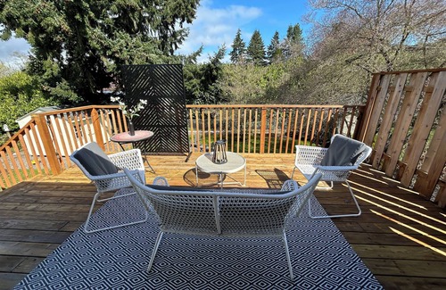 Bremerton House | Bremerton 4BR Retreat/Perfect for Families & Multi-Generations/AC