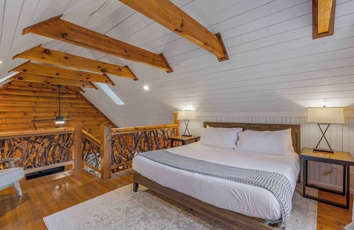 Cashiers Cabin | Brewers Cabin at our Boutique Bed and Brewery