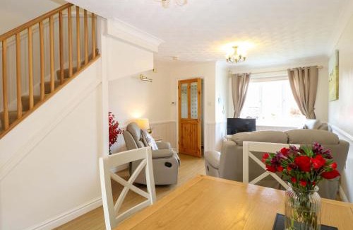 Bradwell House | Breydon Cottage