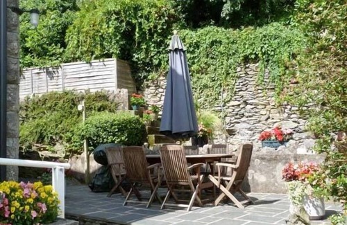 Lindale Cottage | BRIARCLIFFE COTTAGE, family friendly, with open fire in Lindale