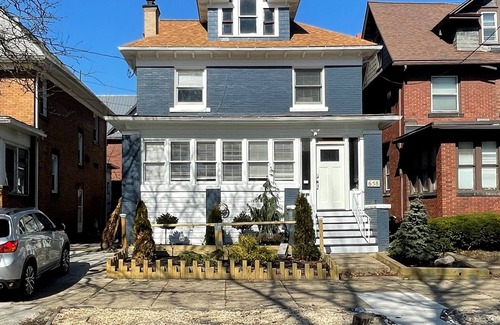 Erie House | Brick house in Historic "Milionaire's Row" Neighborhood - 10mins to Presque Isle